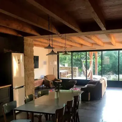 Saint-Tuge Maison de vacances