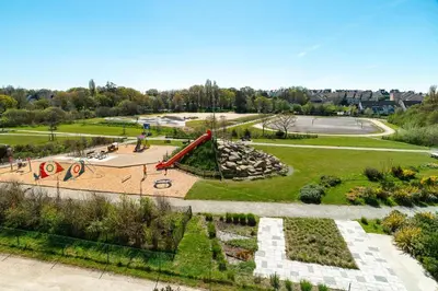Jardin de l'établissement Les Thermes 521 - Appt proche plage avec piscine partagée