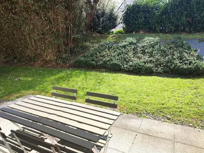 Jardin de l'établissement Appartement avec WIFI, terrasse, jardin à TREBEURDEN Réf - 678