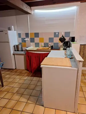 Cuisine ou kitchenette dans l'établissement Gite Des Monts D'Arrée