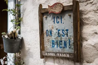 Certificat, récompense, panneau ou autre document affiché dans l'établissement Maison grande terrasse magnifique vue sur l'Aber Wrac'h