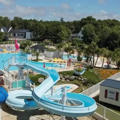 Piscine de l'établissement Domaine de Kerlann 688 ou située à proximité