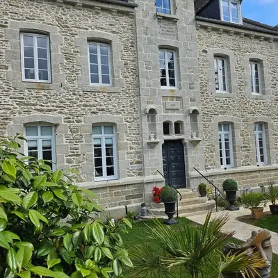 GÎTE Le Parisien Appartement privé en Duplex avec accès jacuzzi à 10min des plages
