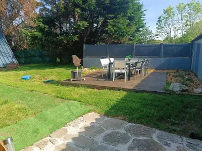 Jardin de l'établissement La cabane du phare du minou