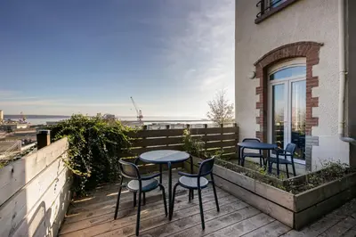 Balcon ou terrasse dans l'établissement Le Roz