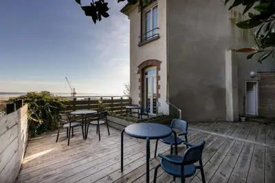 Balcon ou terrasse dans l'établissement Le Roz