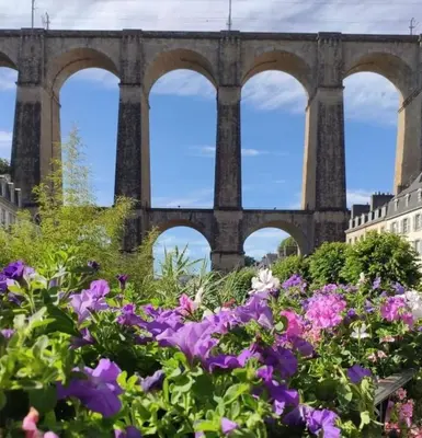 Jardin de l'établissement La Grande Plage, tout proche des plages, 5 personnes
