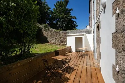 Balcon ou terrasse dans l'établissement Chambre indépendante Trinquette