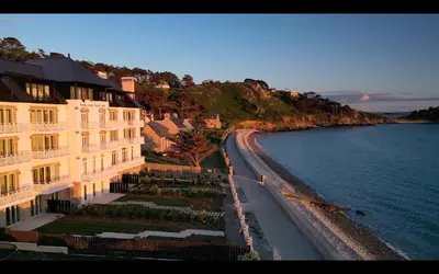 Plan de l'établissement LE TAUREAU T3 Trebeurden acces plage piscine et vue mer