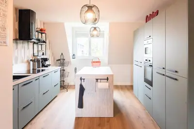 Cuisine ou kitchenette dans l'établissement Albert I Chambre privée dans Coliving