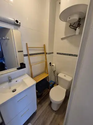 Salle de bains dans l'établissement Studio cosy centre ville