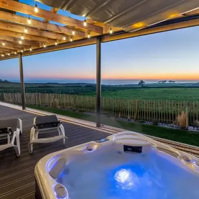 Holiday Home Villa mit Meerblick und privatem Spa - les gîtes de Fabie by Interhome