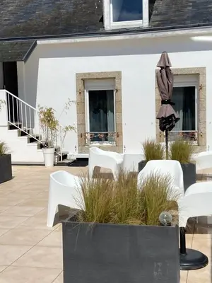 Balcon ou terrasse dans l'établissement LA VILLE A LA MER N°1