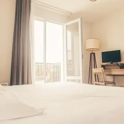Terres de France - Appart'Hotel Quimper Bretagne