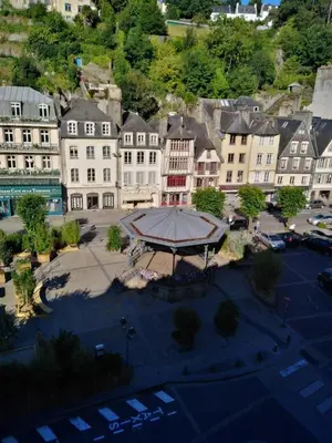 Vue panoramique sur l'établissement TAL AR PONT-MEUR